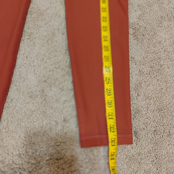 Old Navy Woman's High-Rise Leggins New Size Medium - Picture 3 of 7